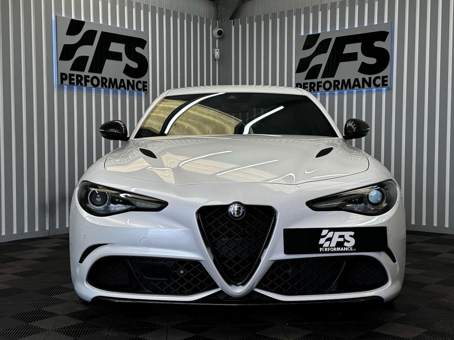 Used Alfa Romeo Giulia 2017 for sale - 76601741: Photo 2