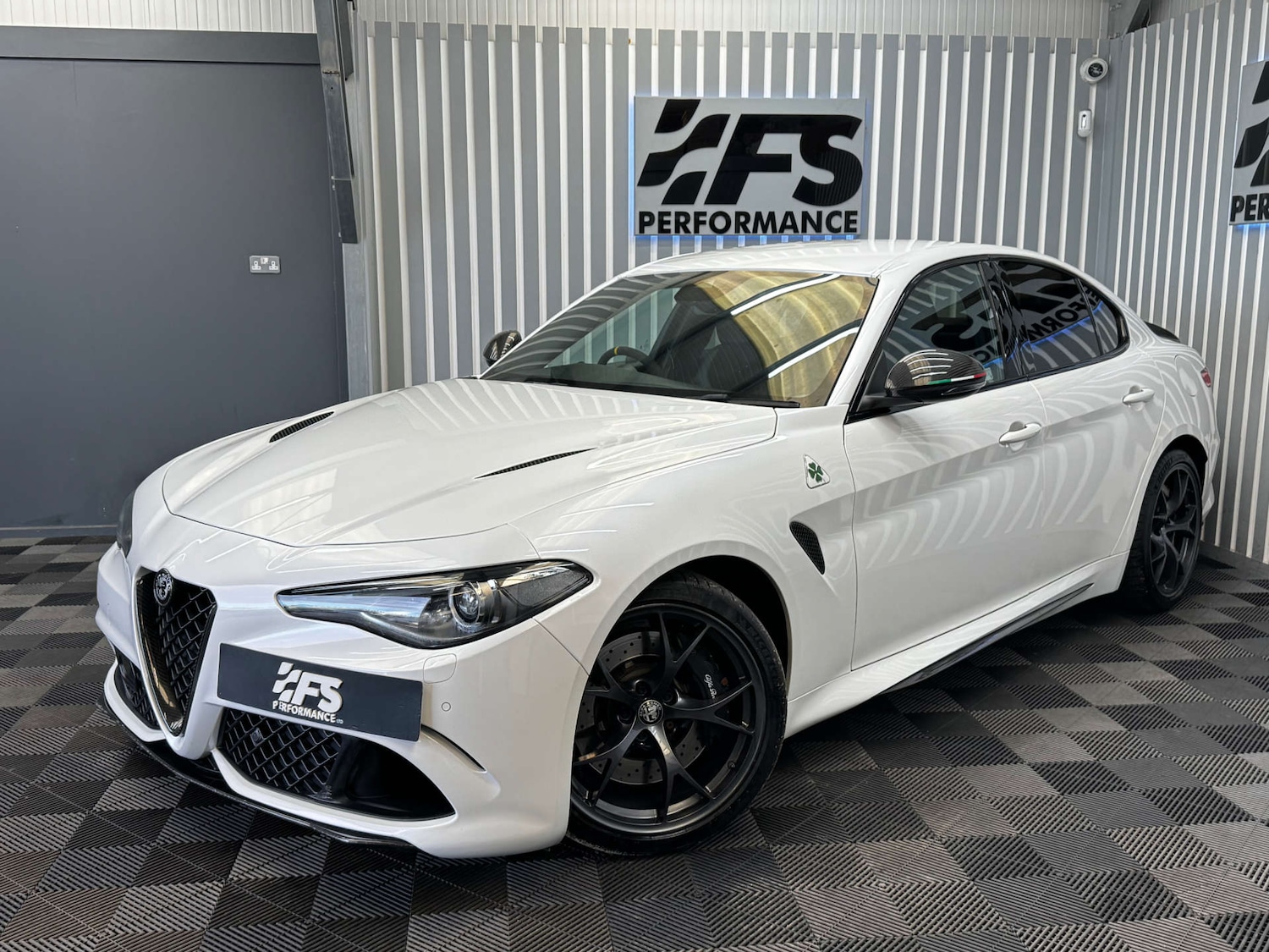 Used Alfa Romeo Giulia 2017 for sale - 76601741: Photo 3