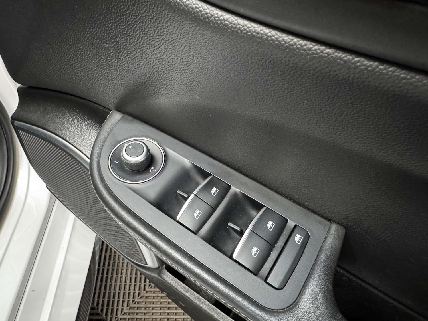 Used Alfa Romeo Giulia 2017 for sale - 76601741: Photo 36