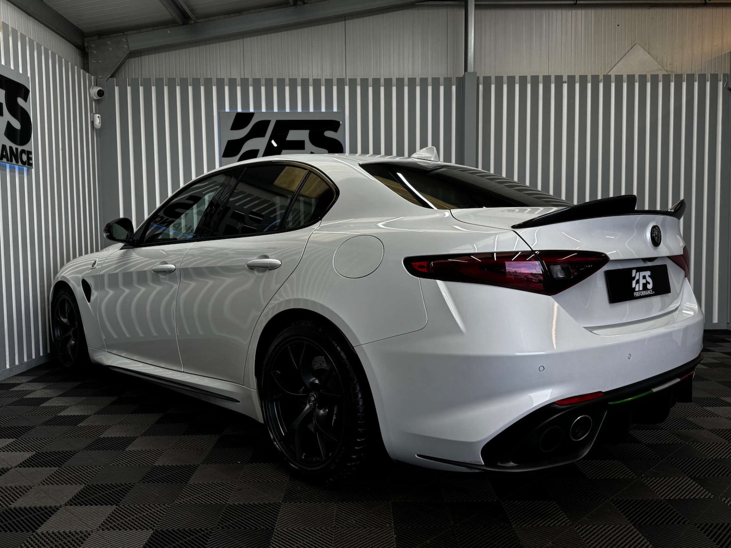 Used Alfa Romeo Giulia 2017 for sale - 76601741: Photo 4