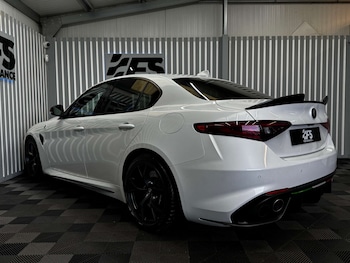 Used Alfa Romeo Giulia 2017 for sale - 76601741: Photo