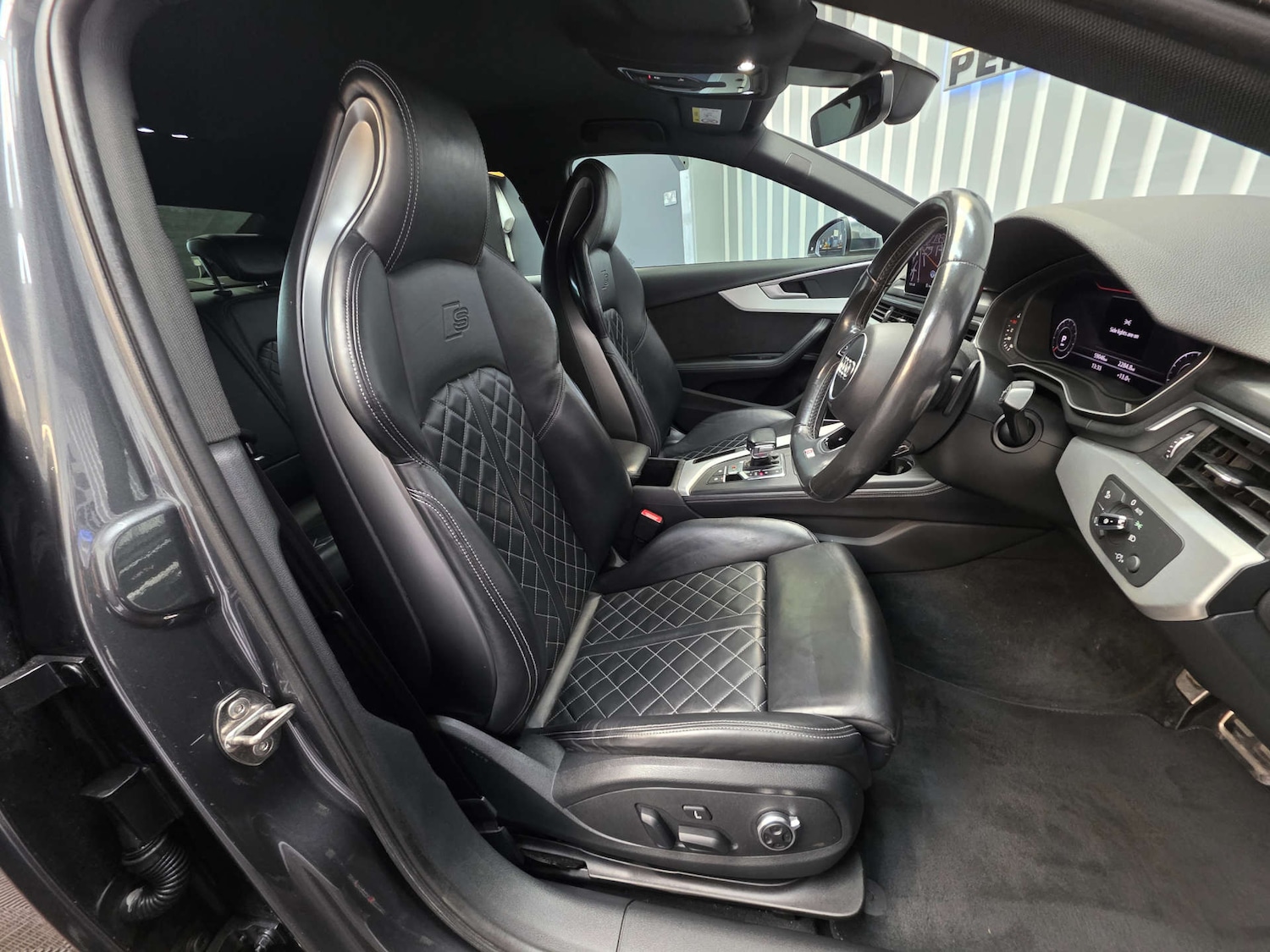 Used Audi A4 2017 for sale - 78083376: Photo 7