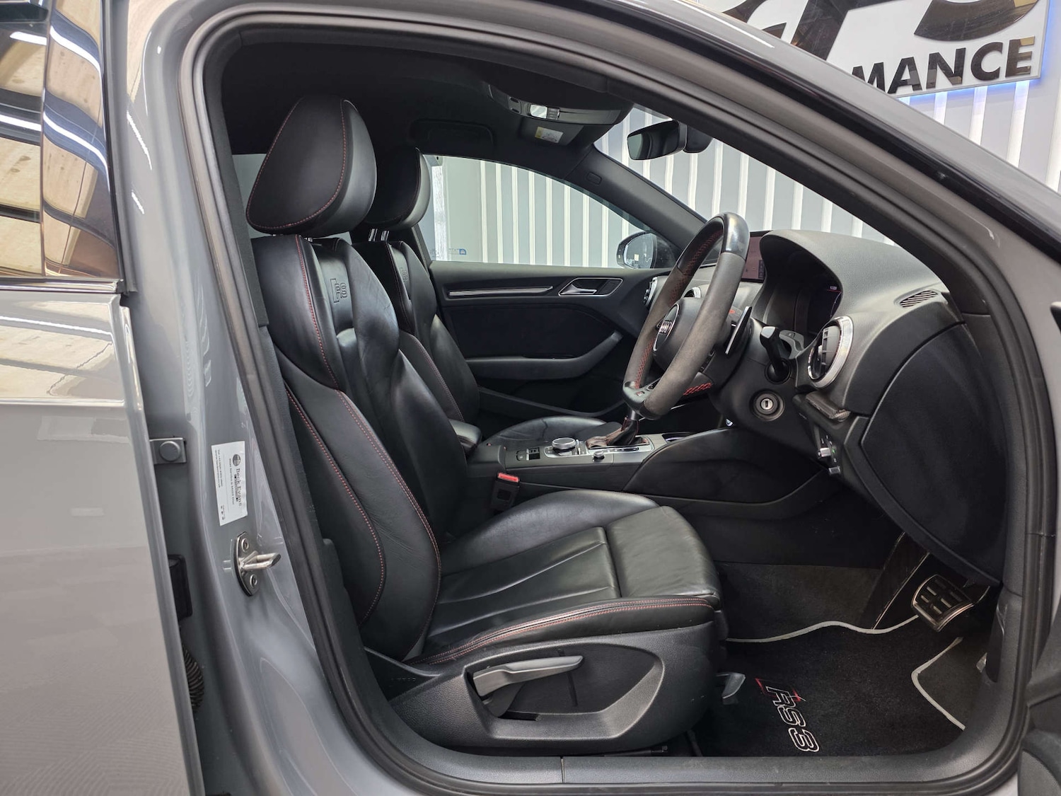 Used Audi RS3 2017 for sale - 77889947: Photo 19