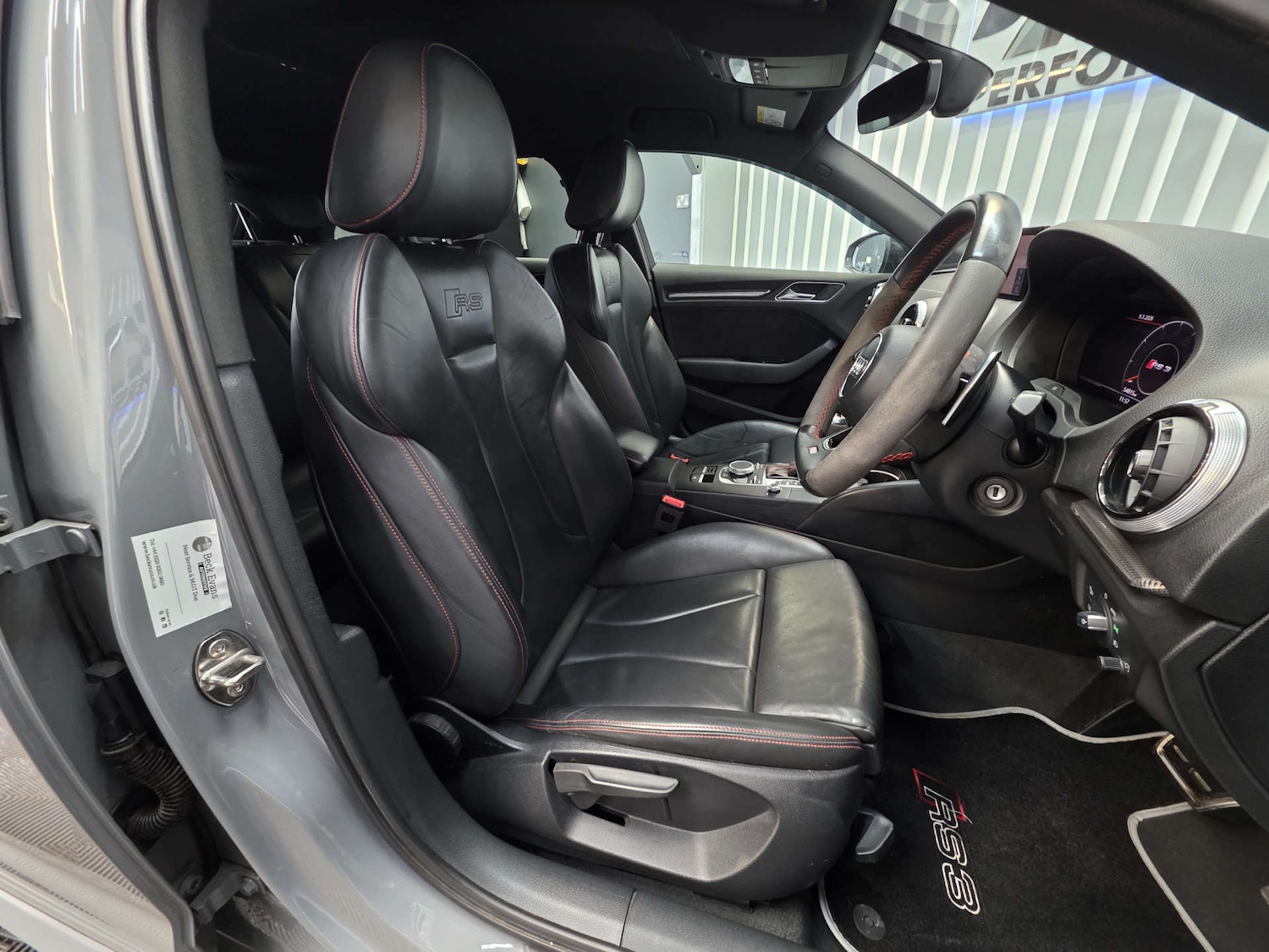 Used Audi RS3 2017 for sale - 77889947: Photo 5