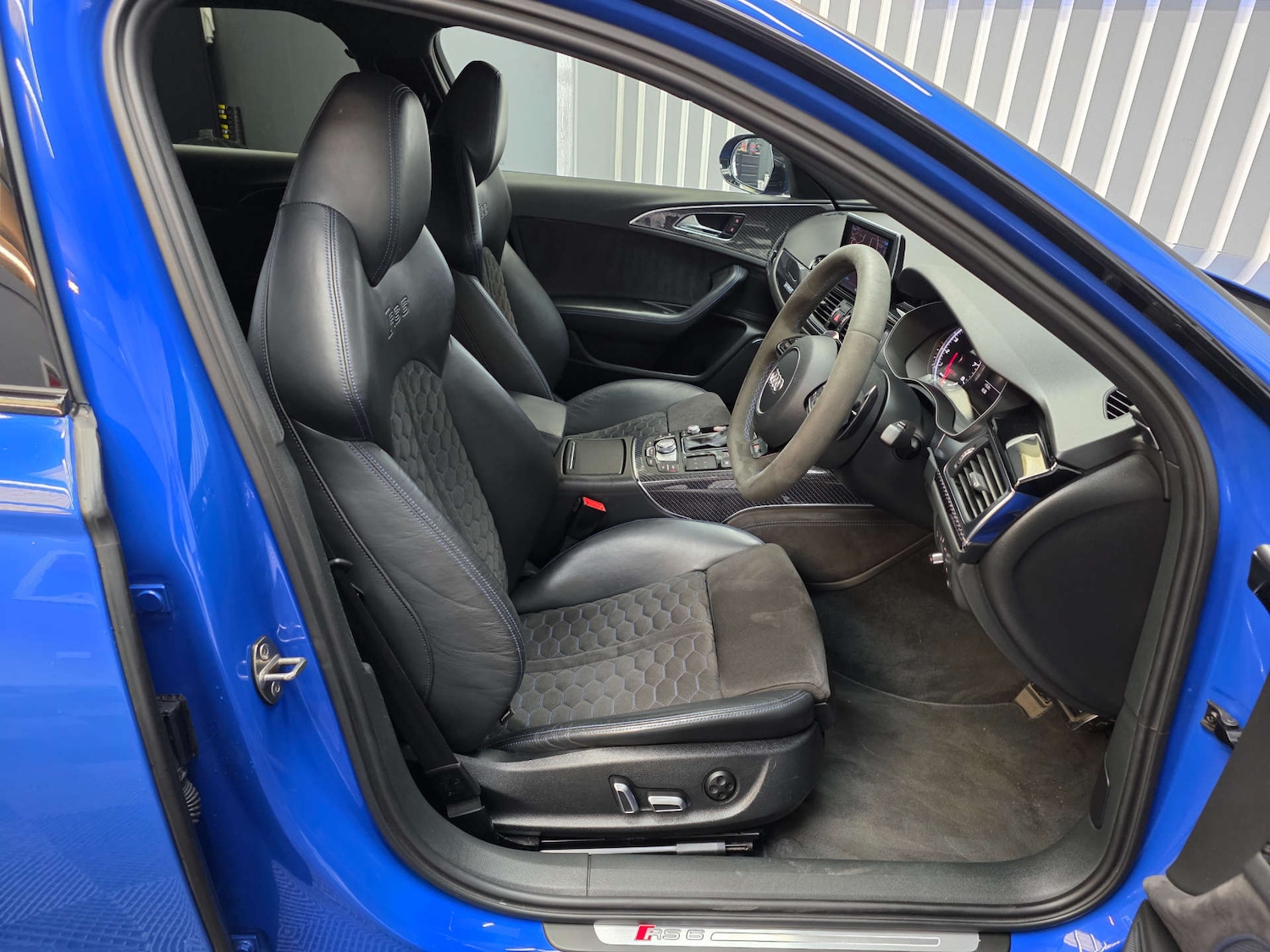 Used Audi RS6 2018 for sale - 76601538: Photo 21