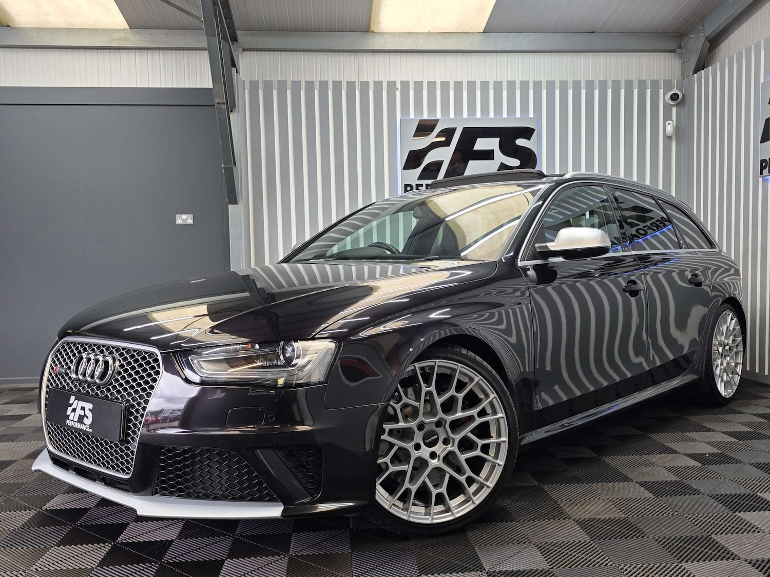 Used Audi RS4 2013 for sale - 76601704: Photo 3