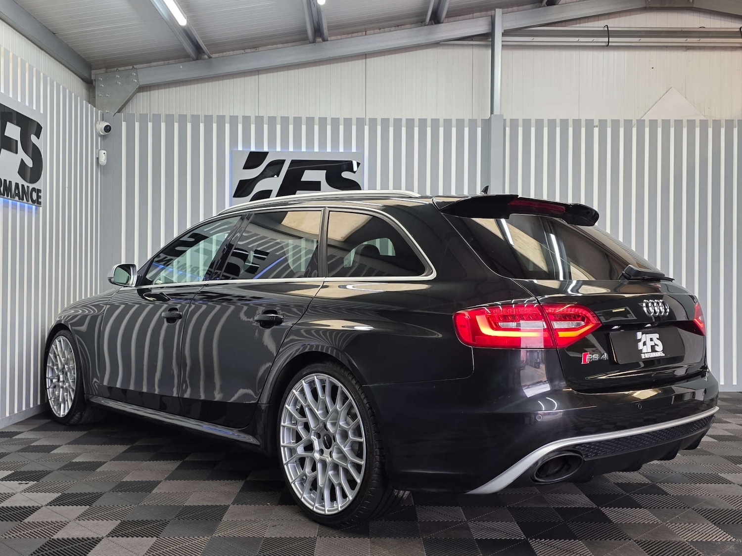 Used Audi RS4 2013 for sale - 76601704: Photo 46