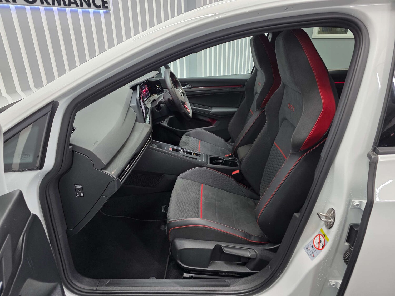 Used Volkswagen Golf 2021 for sale - 77613777: Photo 24