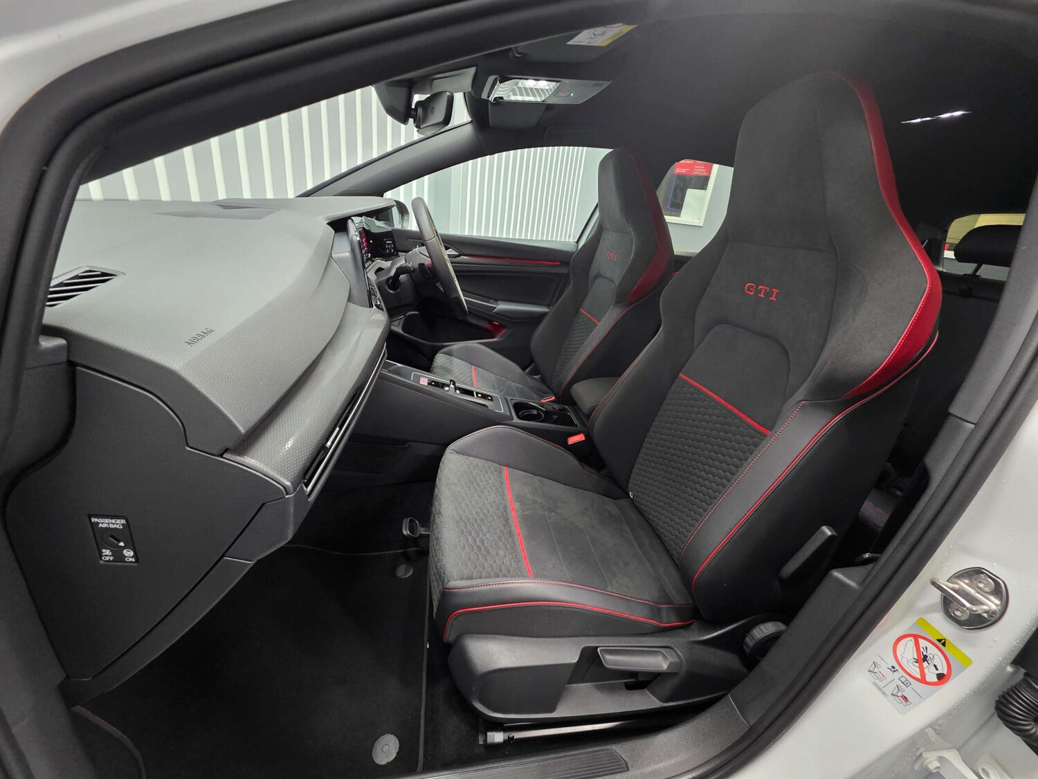 Used Volkswagen Golf 2021 for sale - 77613777: Photo 9