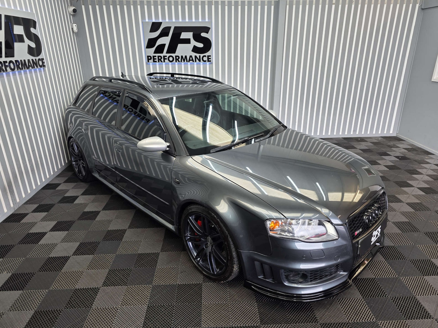 Used Audi RS4 2018 for sale - 76601785: Photo 16