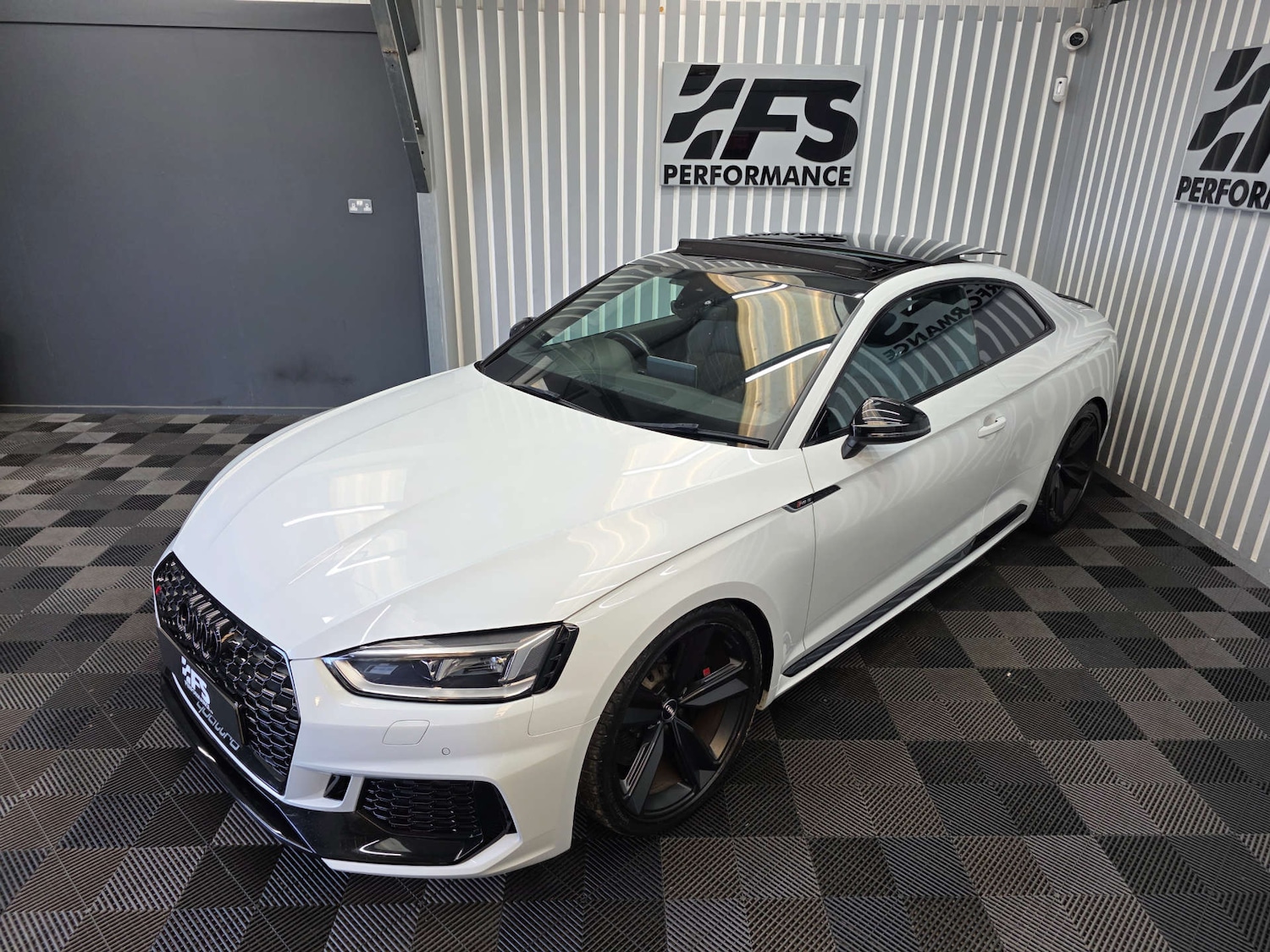 Used Audi RS5 2019 for sale - 76068127: Photo 17