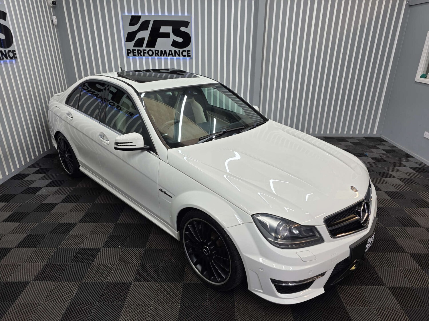 Used Mercedes-Benz C Class 2013 for sale - 77469851: Photo 15