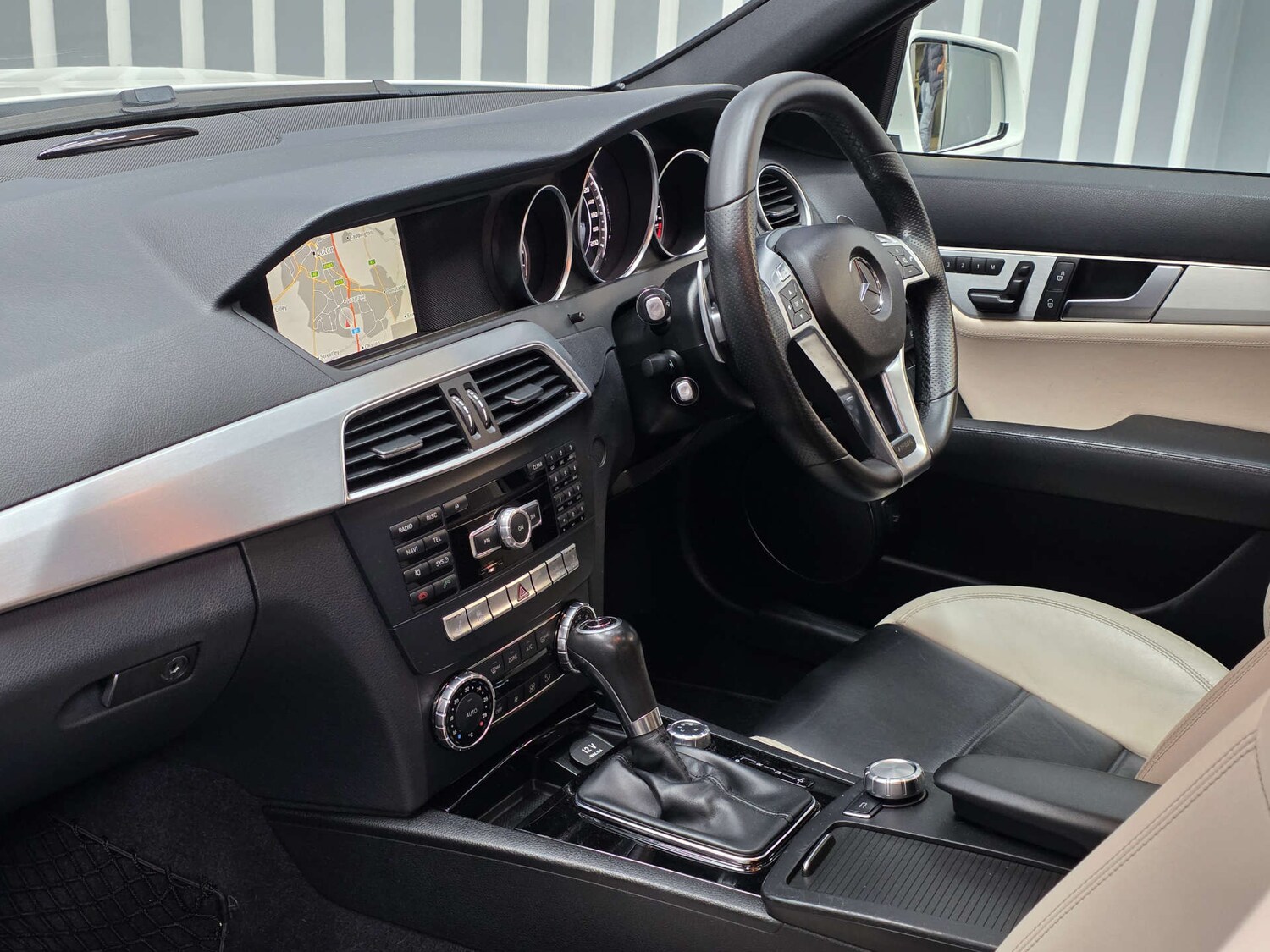 Used Mercedes-Benz C Class 2013 for sale - 77469851: Photo 23