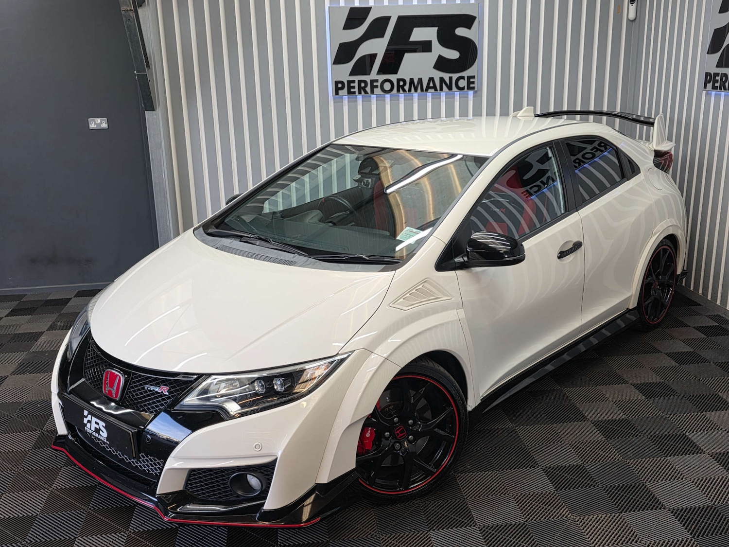 Used Honda Civic 2016 for sale - 77655559: Photo 40