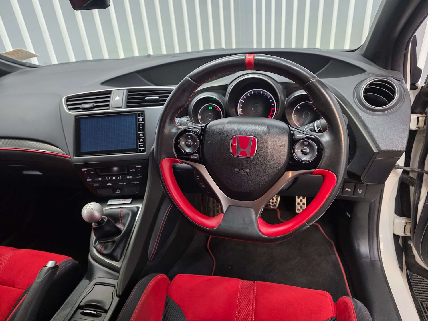 Used Honda Civic 2016 for sale - 77655559: Photo 45