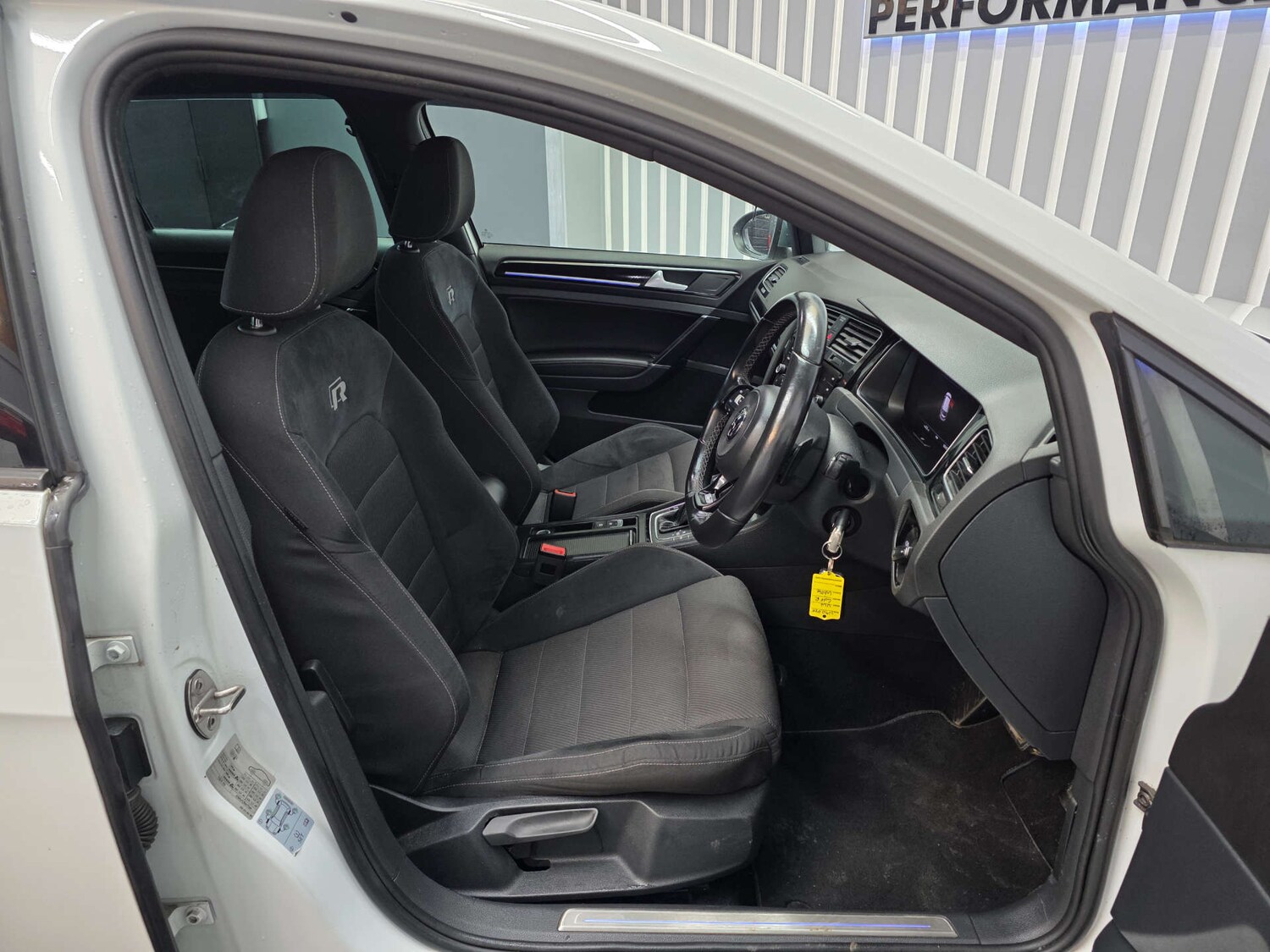 Used Volkswagen Golf 2018 for sale - 77479621: Photo 20