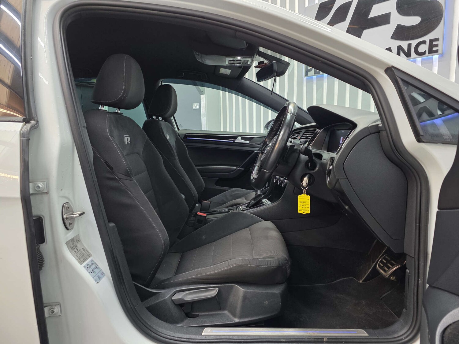 Used Volkswagen Golf 2018 for sale - 77479621: Photo 44