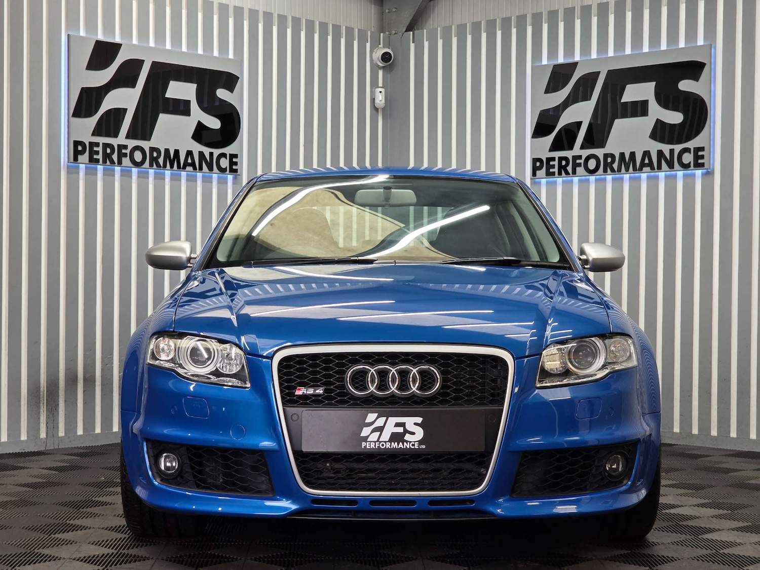 Used Audi RS4 2007 for sale - 76453788: Photo 2