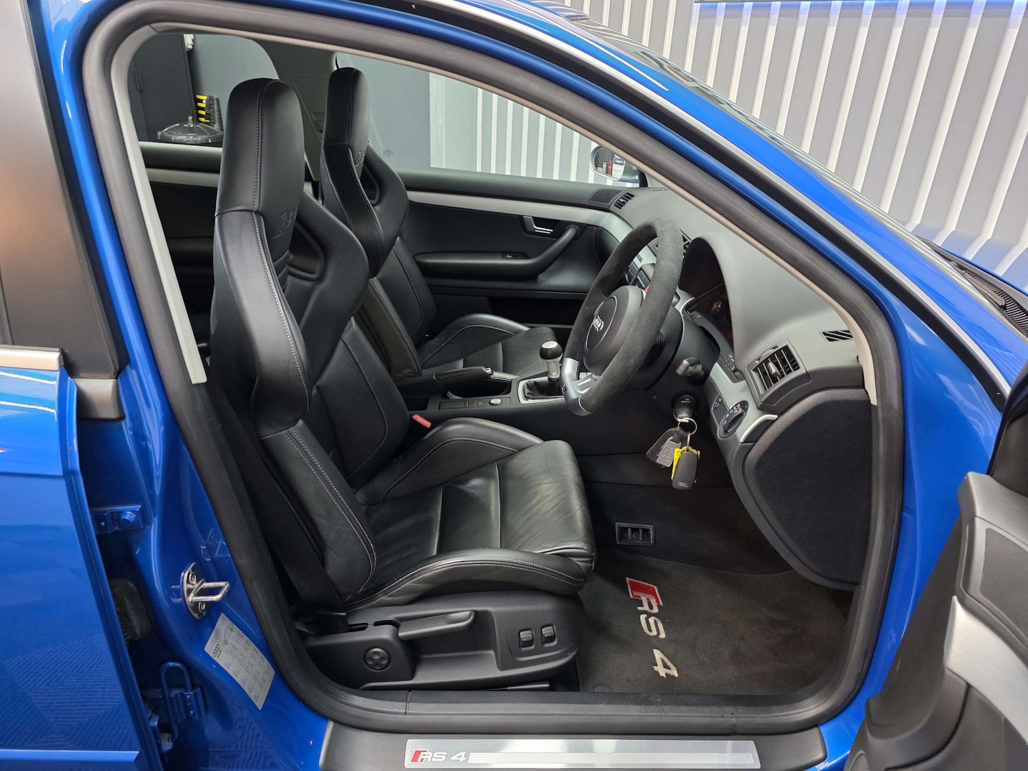 Used Audi RS4 2007 for sale - 76453788: Photo 21