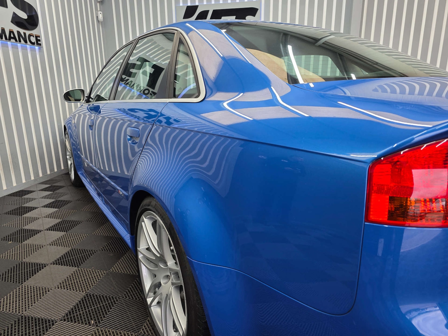 Used Audi RS4 2007 for sale - 76453788: Photo 27