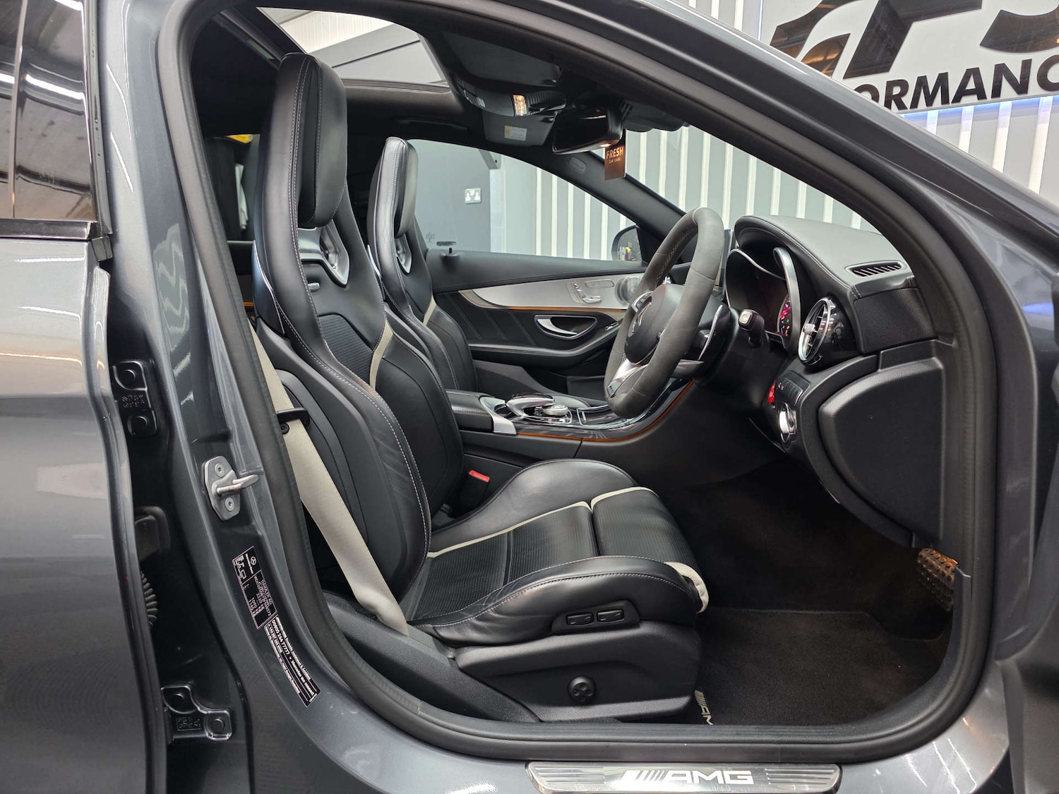 Used Mercedes-Benz C Class 2017 for sale - 77022469: Photo 40