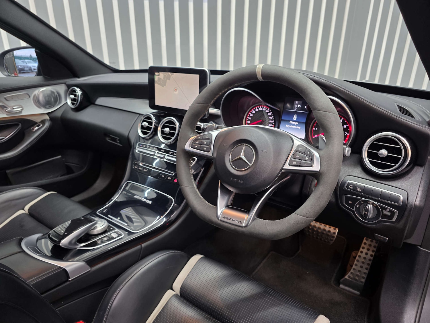 Used Mercedes-Benz C Class 2017 for sale - 77022469: Photo 41