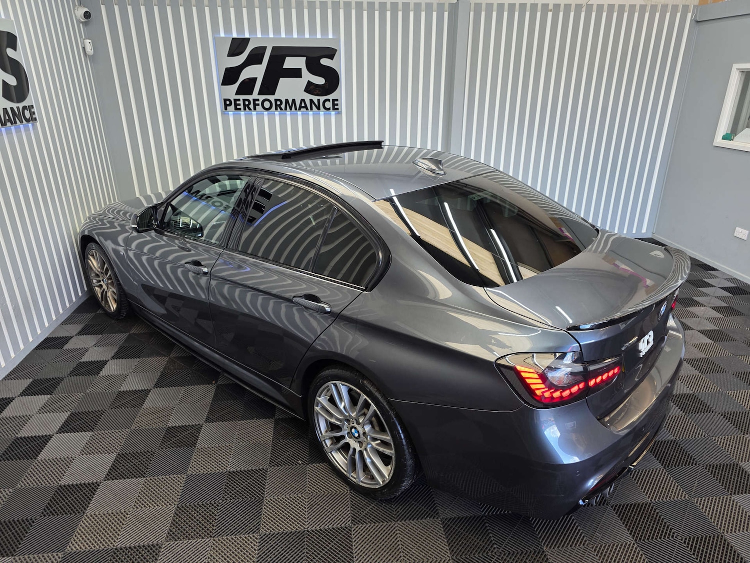 Used BMW 3 Series 2015 for sale - 76331488: Photo 16