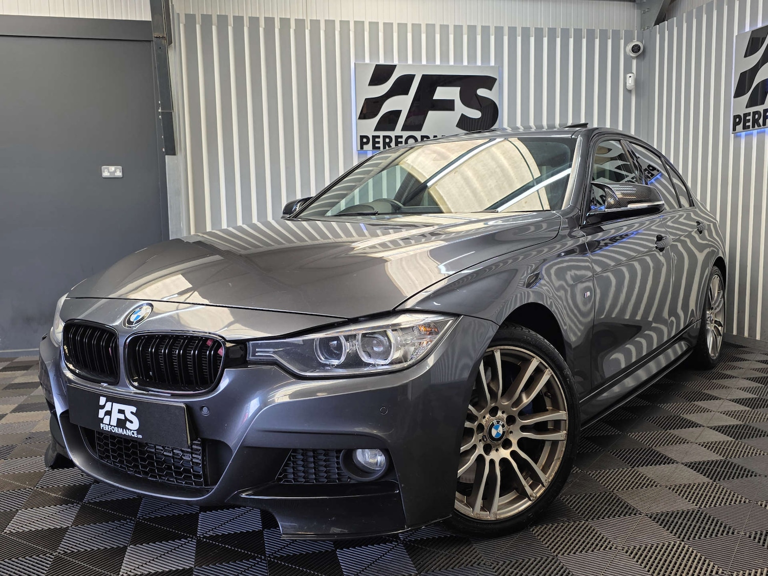 Used BMW 3 Series 2015 for sale - 76331488: Photo 3
