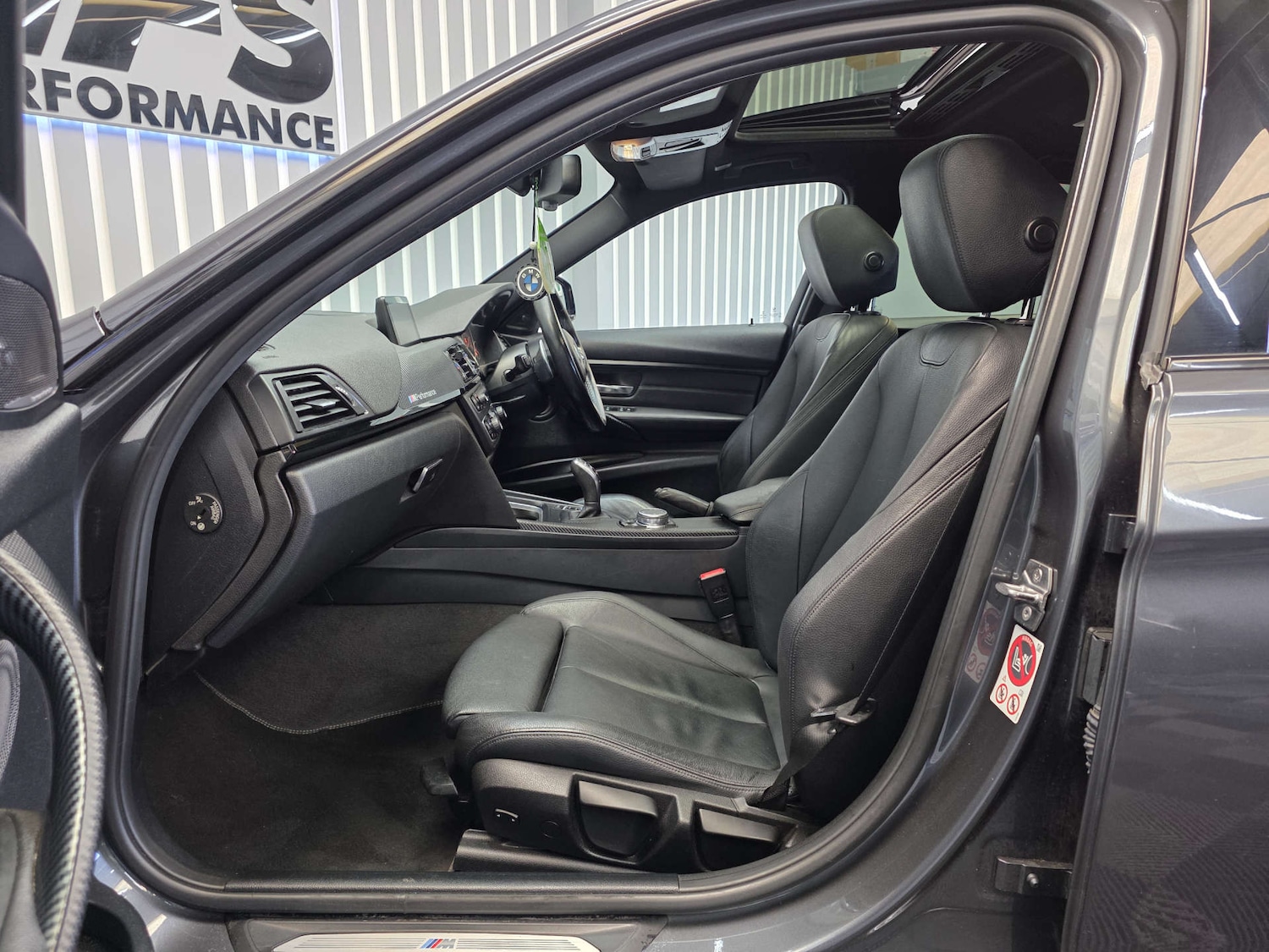 Used BMW 3 Series 2015 for sale - 76331488: Photo 46