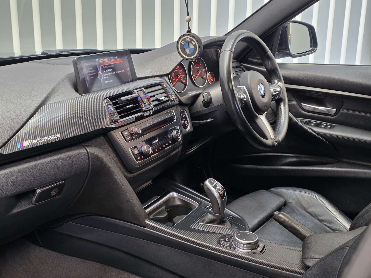 Used BMW 3 Series 2015 for sale - 76331488: Photo 8