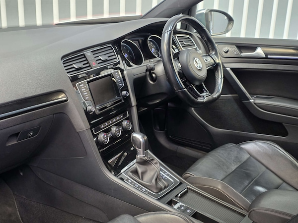 Used Volkswagen Golf 2014 for sale - 76118360: Photo 20