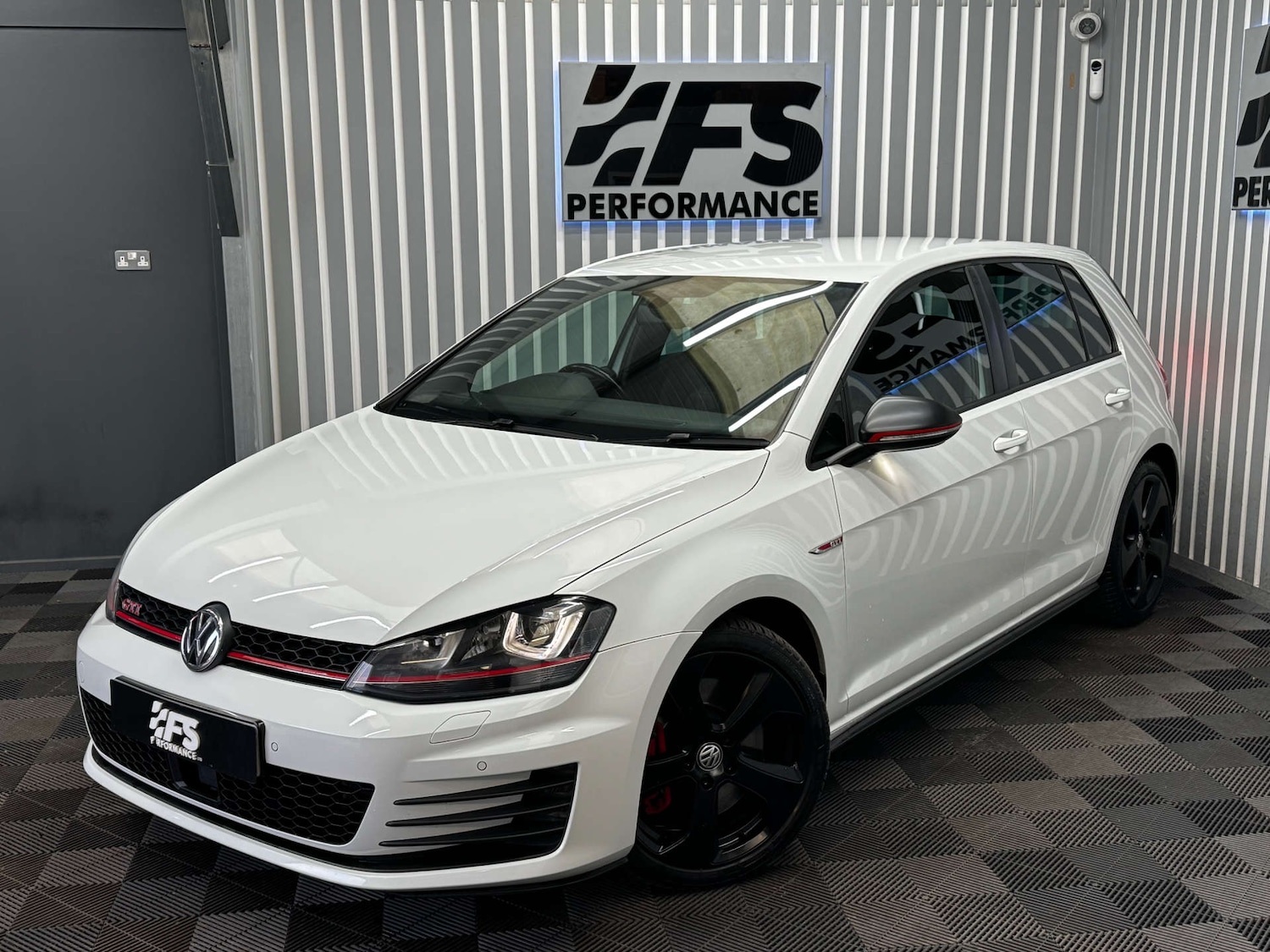 Used Volkswagen Golf 2014 for sale - 77368275: Photo 3