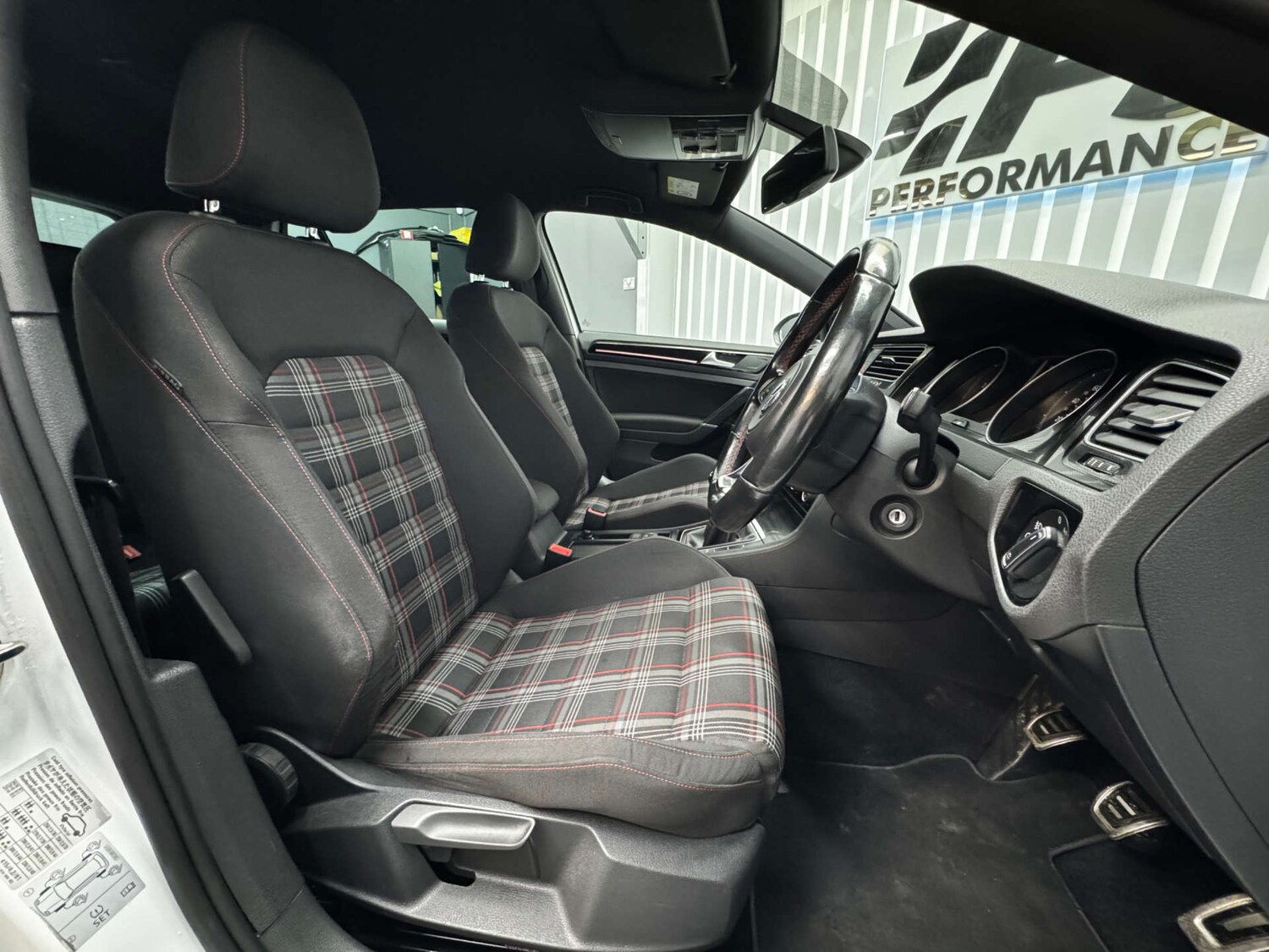 Used Volkswagen Golf 2014 for sale - 77368275: Photo 7