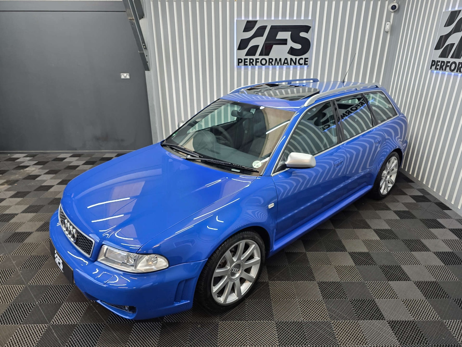 Used Audi RS4 2000 for sale - 76753395: Photo 16