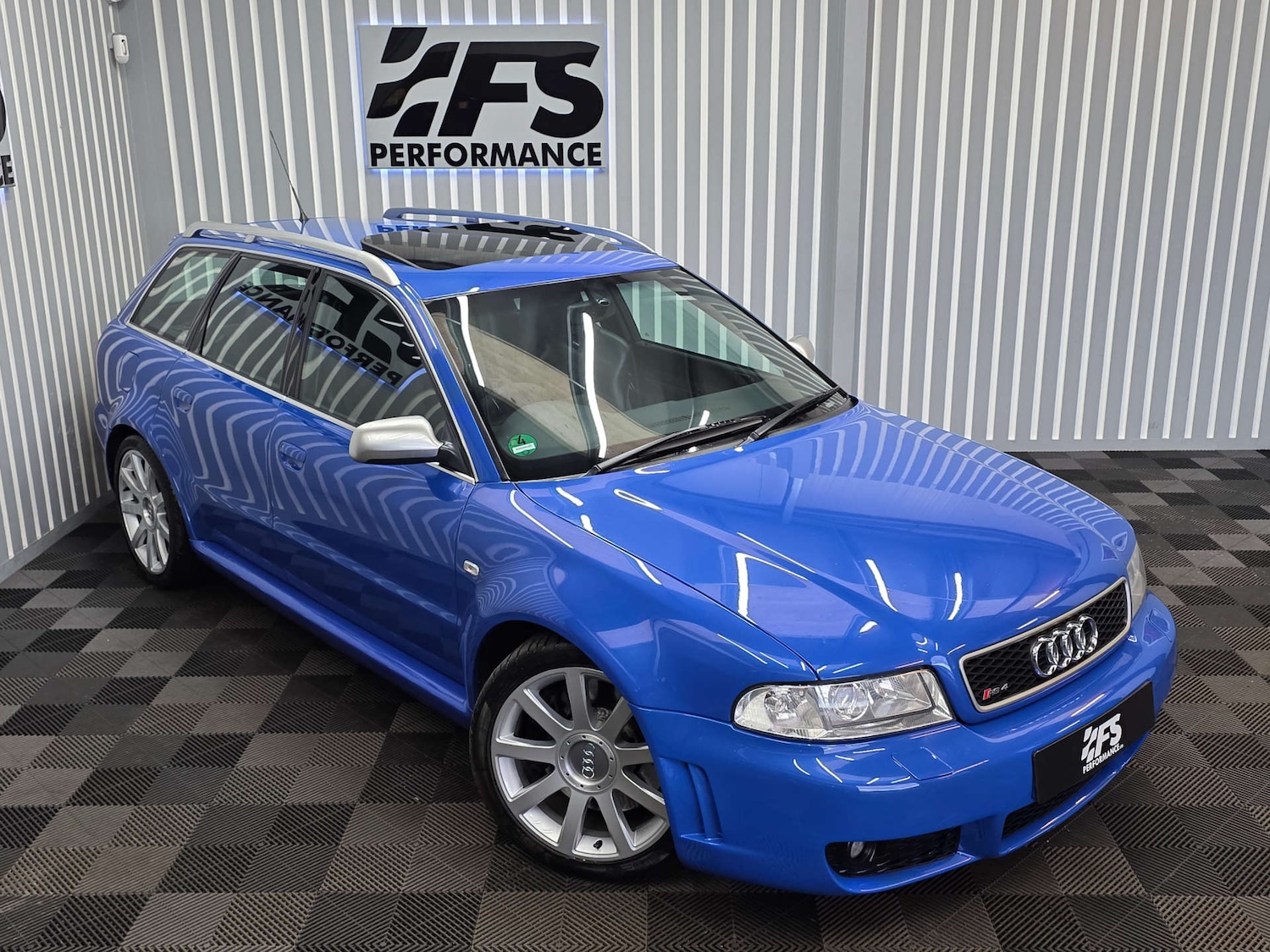 Used Audi RS4 2000 for sale - 76753395: Photo 40