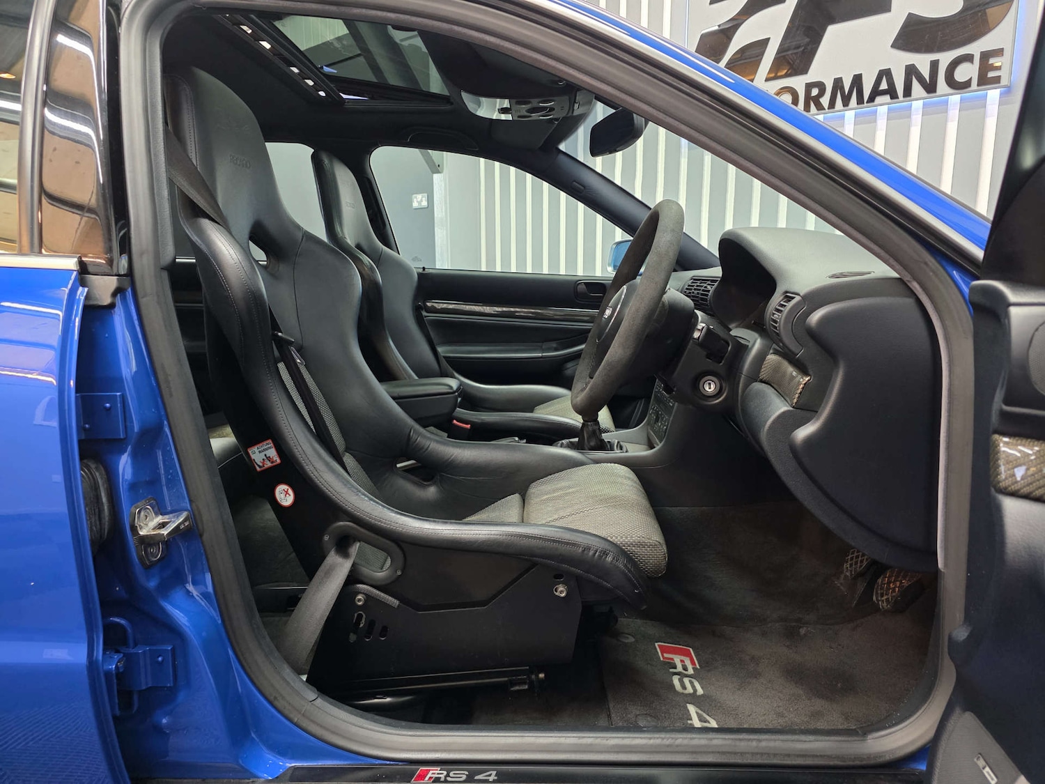 Used Audi RS4 2000 for sale - 76753395: Photo 46