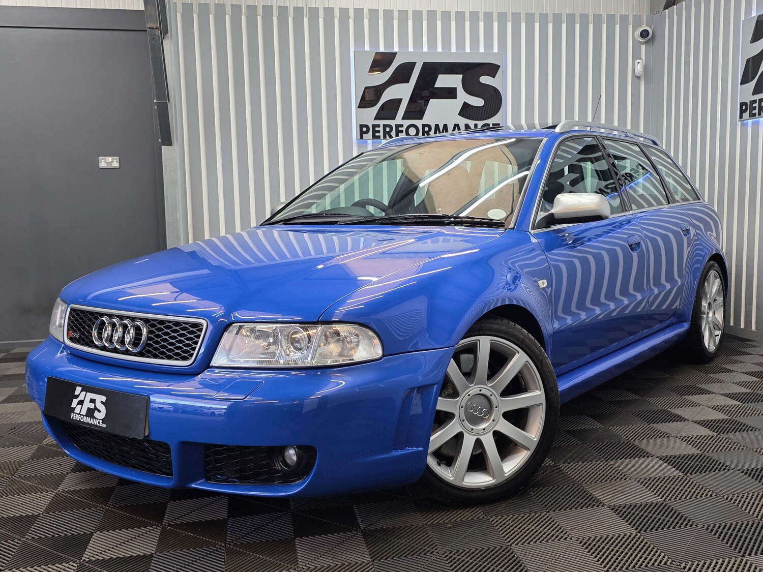 Used Audi RS4 2000 for sale - 76753395: Photo 51