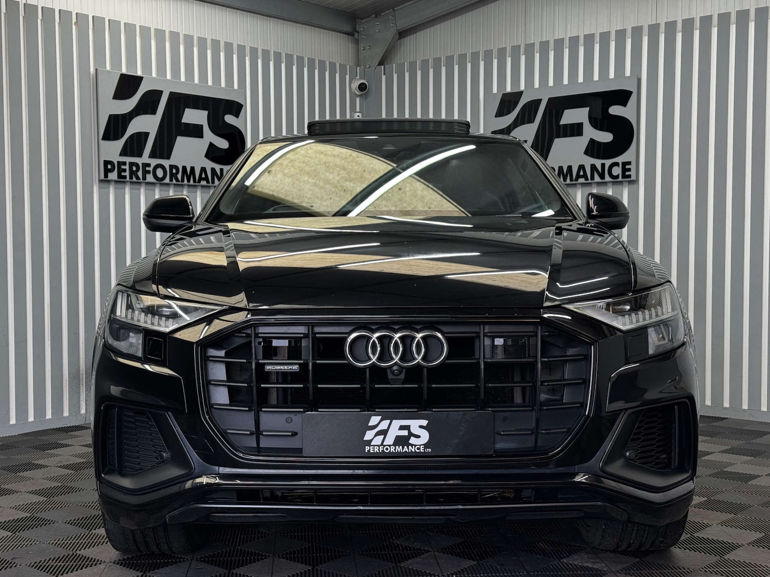 Used Audi Q8 2018 for sale - 77160652: Photo 2