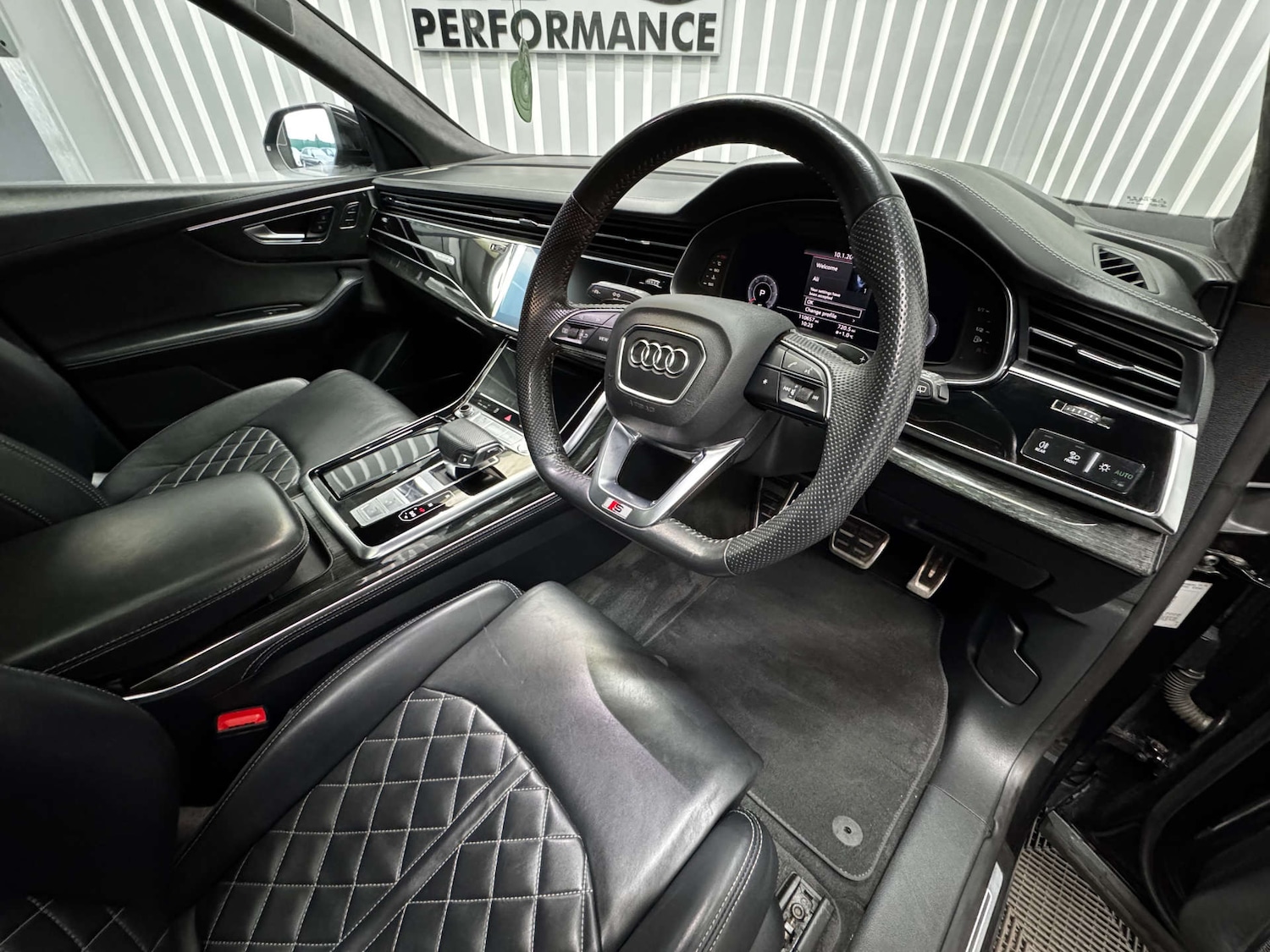 Used Audi Q8 2018 for sale - 77160652: Photo 34