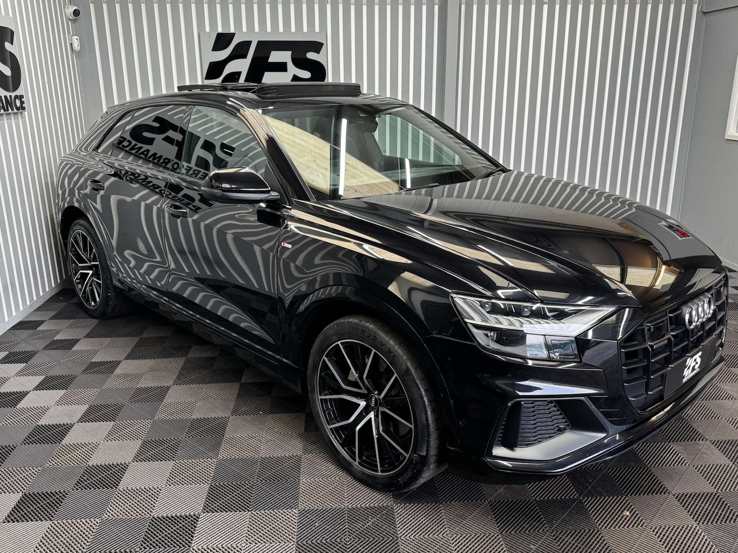 Used Audi Q8 2018 for sale - 77160652: Photo 50