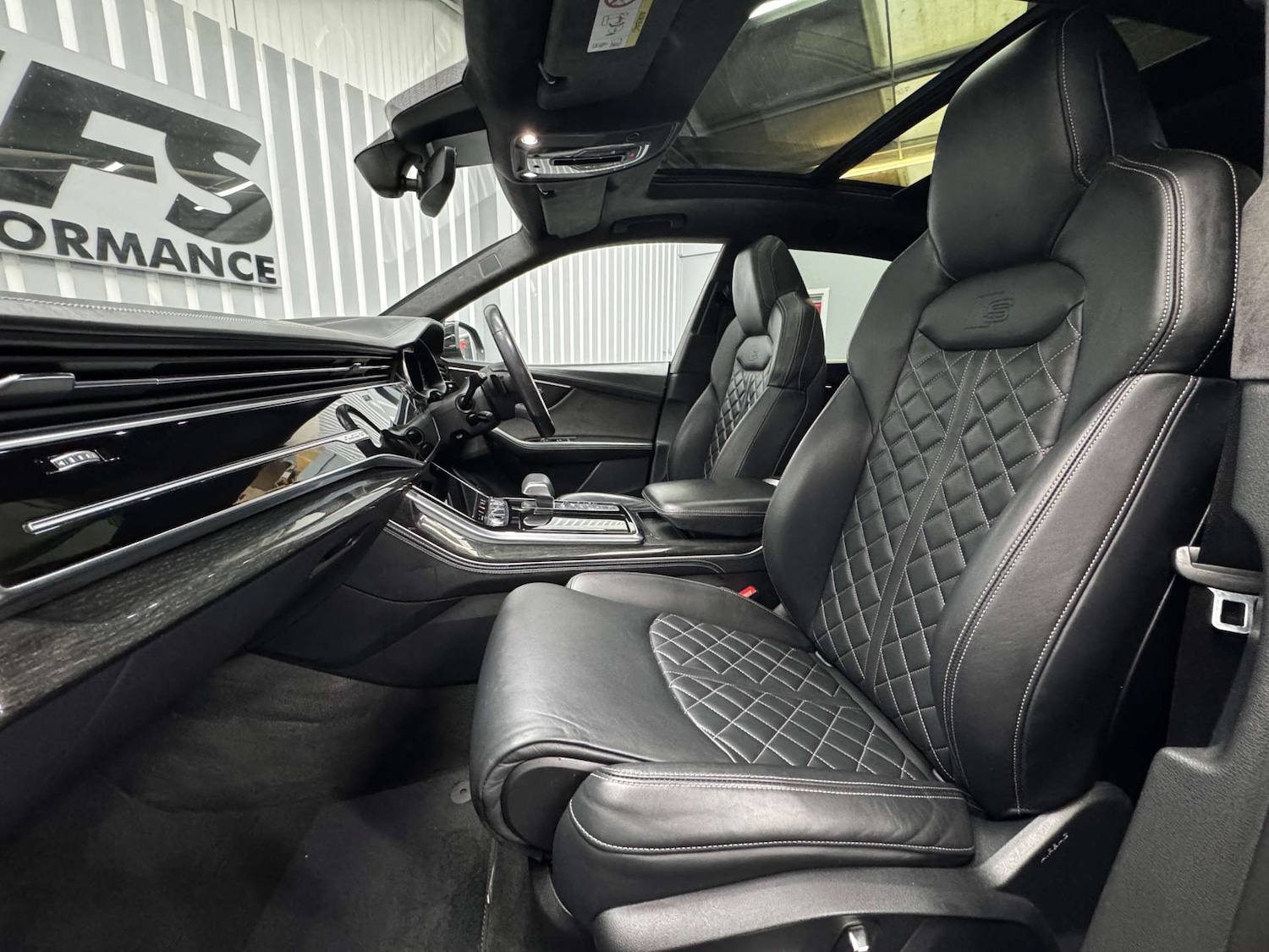 Used Audi Q8 2018 for sale - 77160652: Photo 8