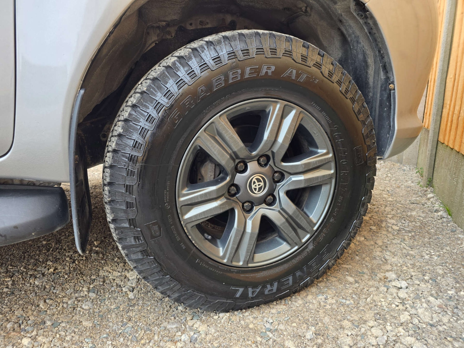 Used Toyota Hilux 2017 for sale - 76601586: Photo 11