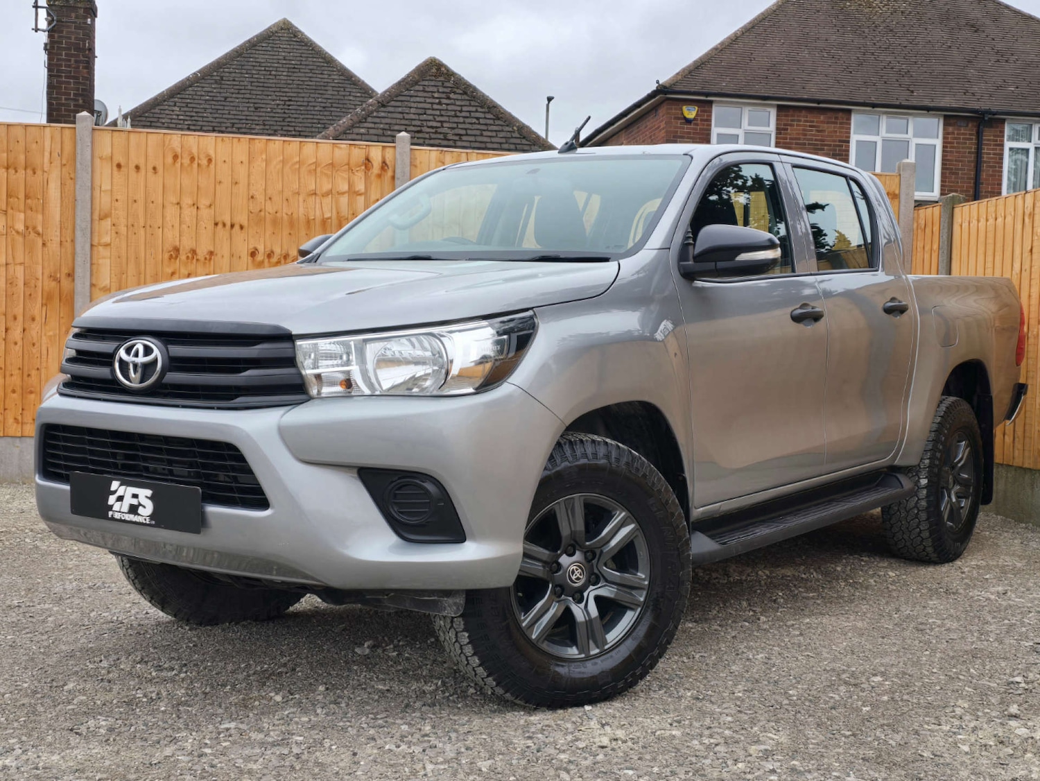 Used Toyota Hilux 2017 for sale - 76601586: Photo 3