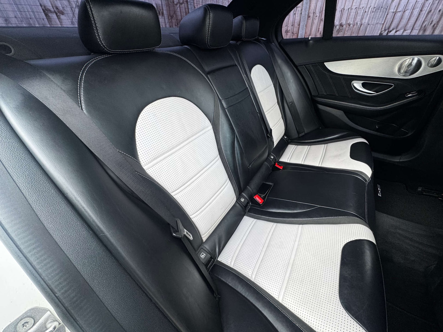 Used Mercedes-Benz C Class 2016 for sale - 77393374: Photo 19