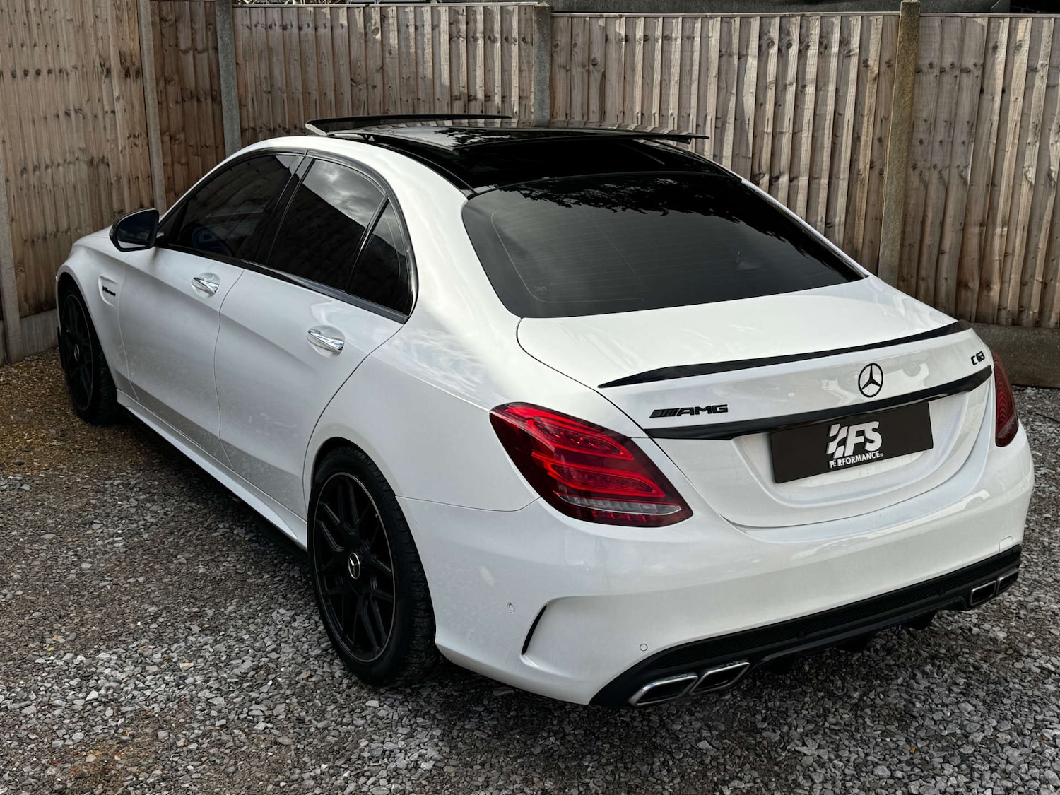 Used Mercedes-Benz C Class 2016 for sale - 77393374: Photo 4