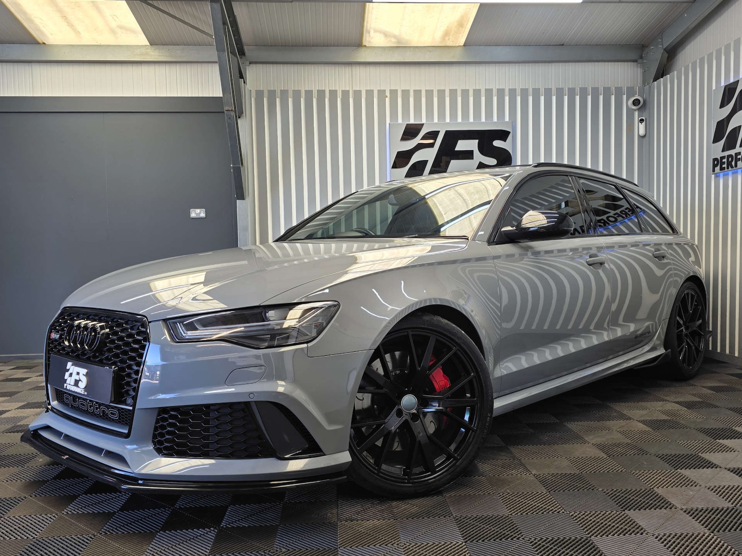 Used Audi RS6 2017 for sale - 78179617: Photo 3