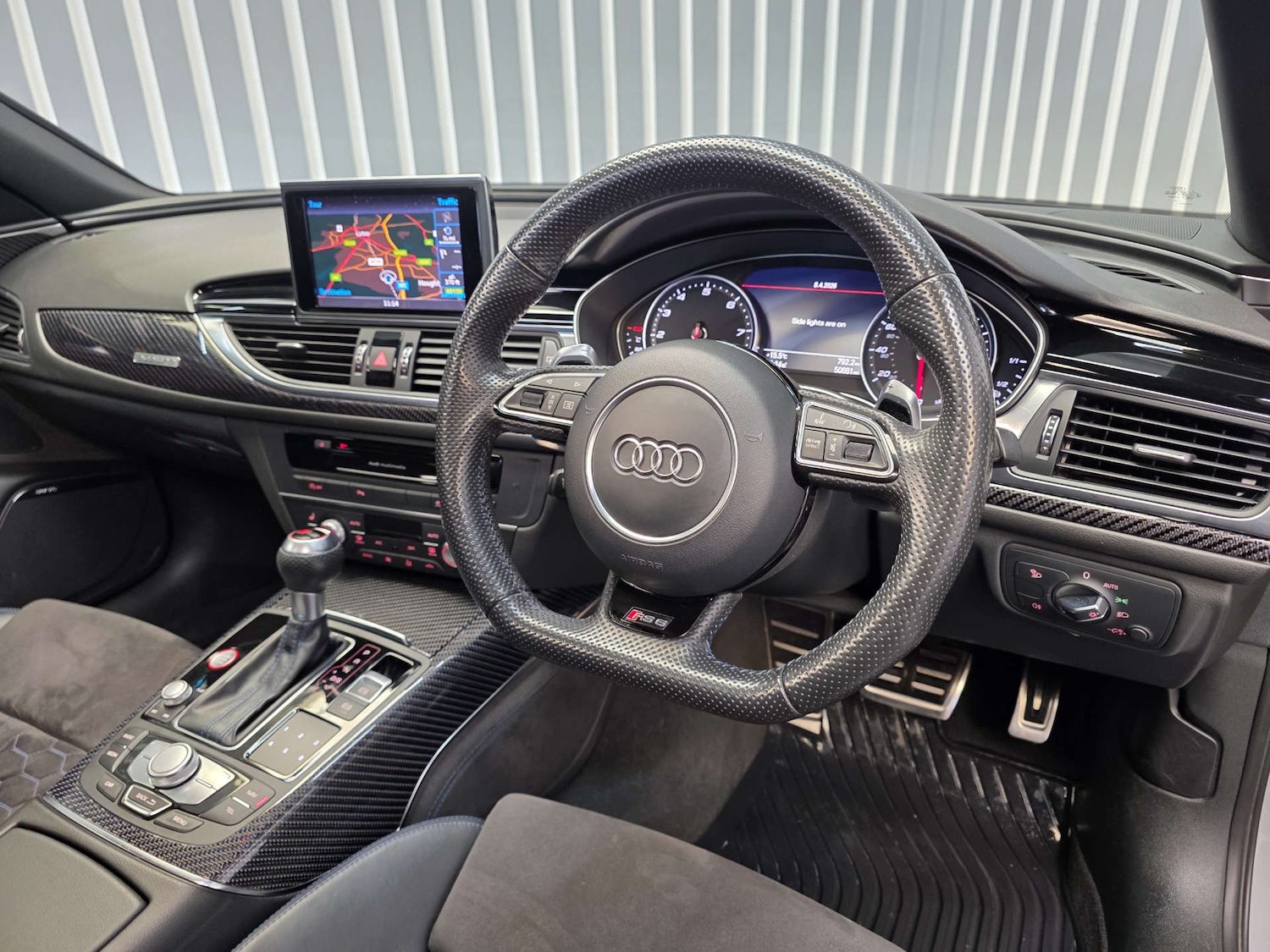 Used Audi RS6 2017 for sale - 78179617: Photo 40