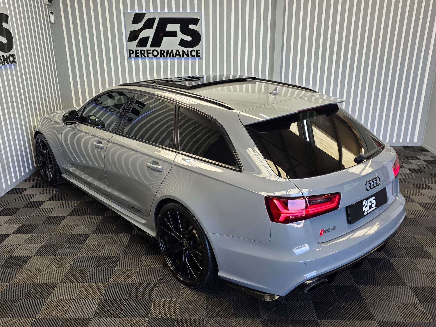 Used Audi RS6 2017 for sale - 78179617: Photo 45