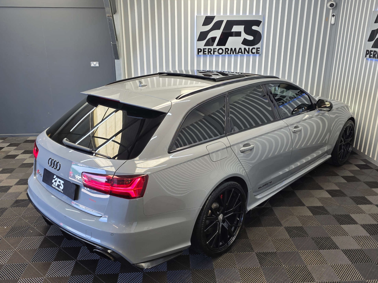 Used Audi RS6 2017 for sale - 78179617: Photo 47
