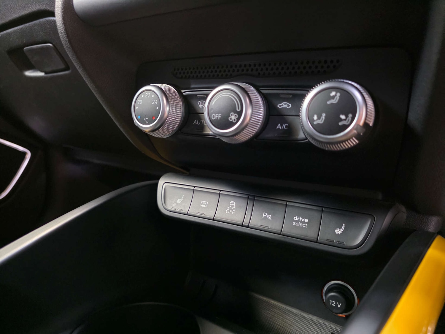 Used Audi A1 2015 for sale - 77959852: Photo 13